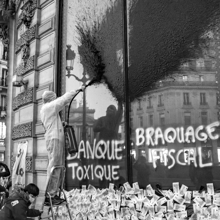Une Suisse déchirée entre la gauche radicale et l’abandon de ses valeurs fondamentales